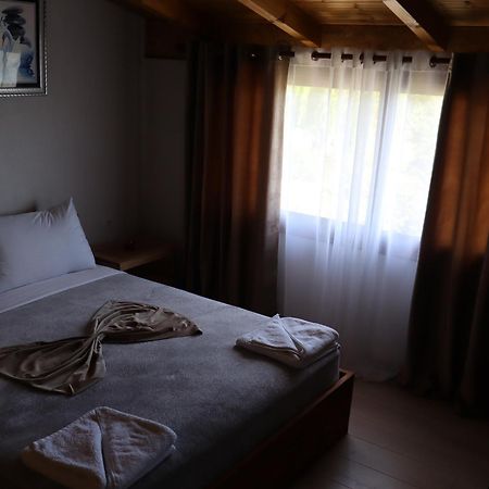 Bujtina Anlu Hotel Nepravishte Exterior foto